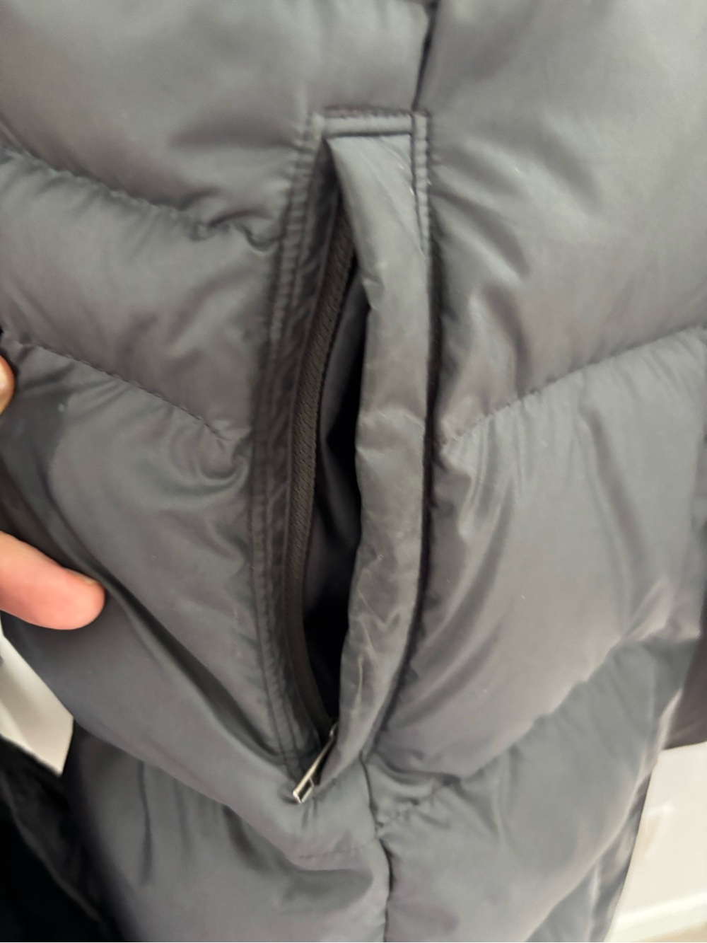 Patagonia Women's Long Puffer Coat in Charcoal - Picture 3 of 6